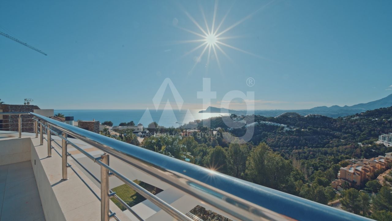 5 bedroom Villa in Altea Hills - LR70075 - Photo - 16