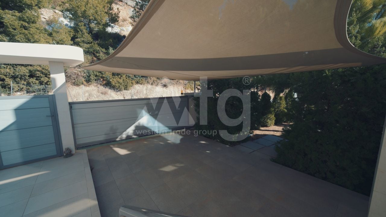5 bedroom Villa in Altea Hills - LR70075 - Photo - 18