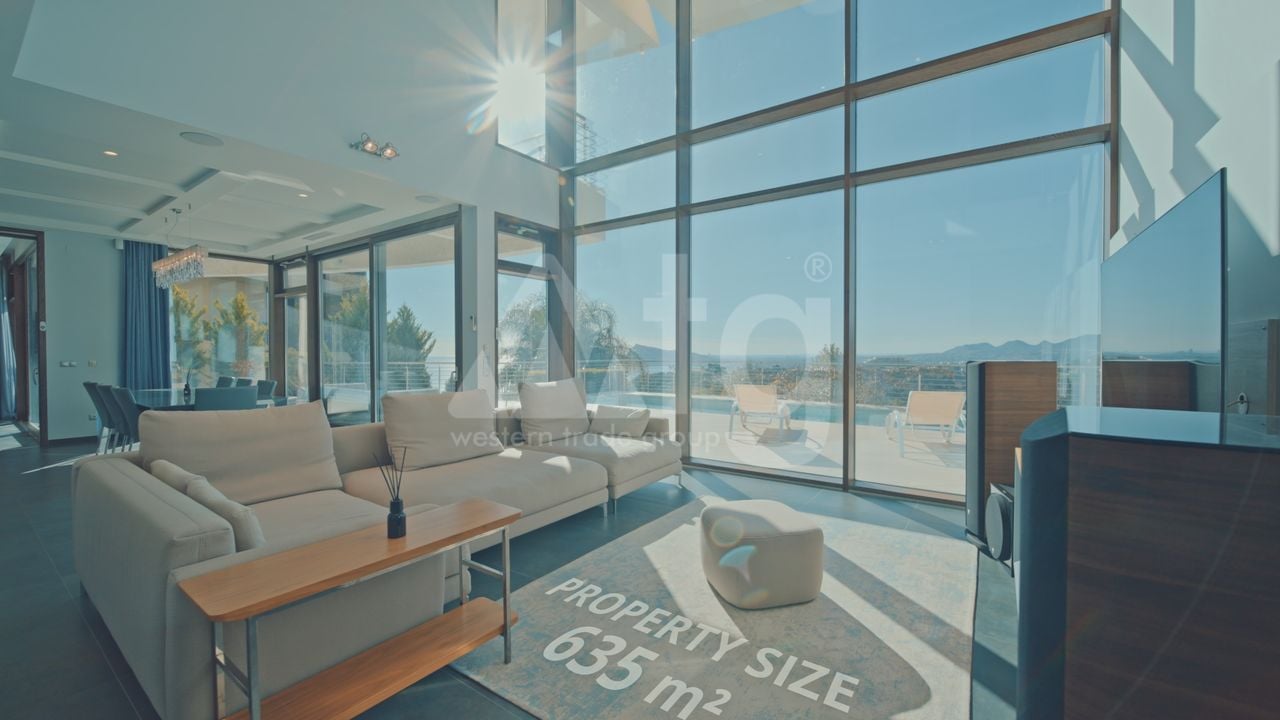 5 bedroom Villa in Altea Hills - LR70075 - Photo - 23