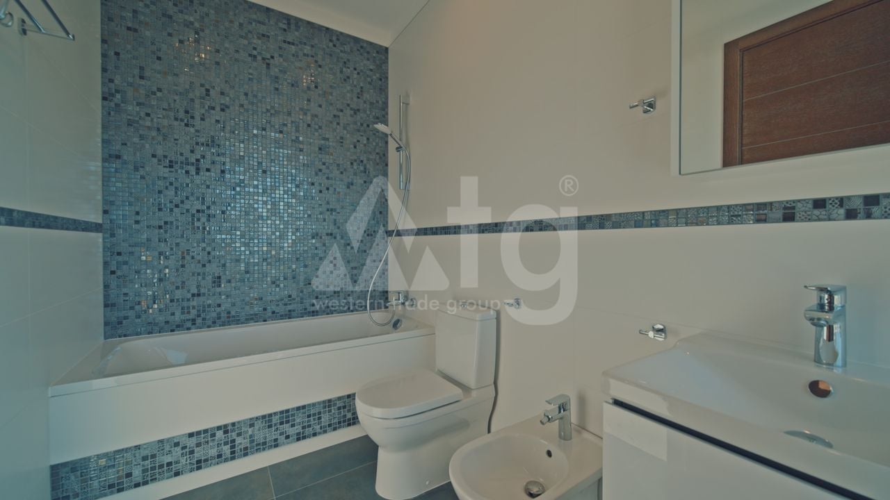 5 bedroom Villa in Altea Hills - LR70075 - Photo - 34