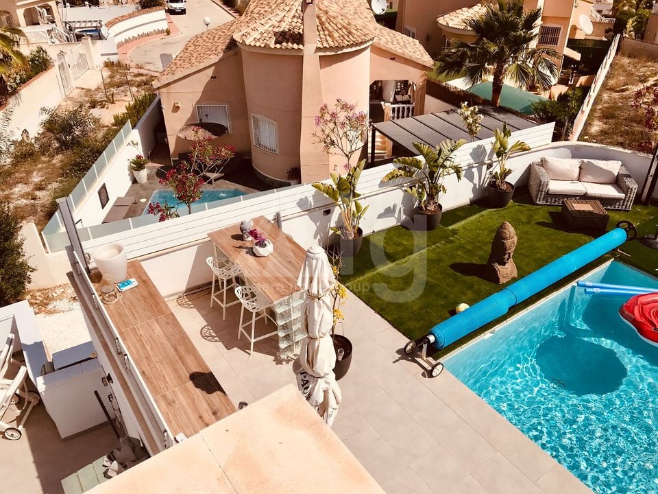 6 bedroom Villa in Ciudad Quesada - EE70171 - Photo - 54