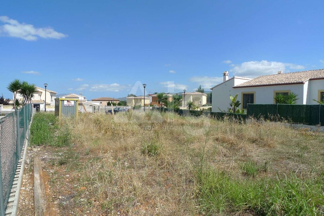  Pozemek v Sagra- PGP70385 - Foto - 1