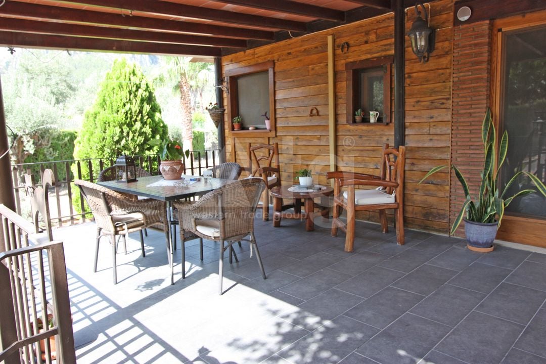 3 bedroom Villa in Orba - PGP70426 - Photo - 4