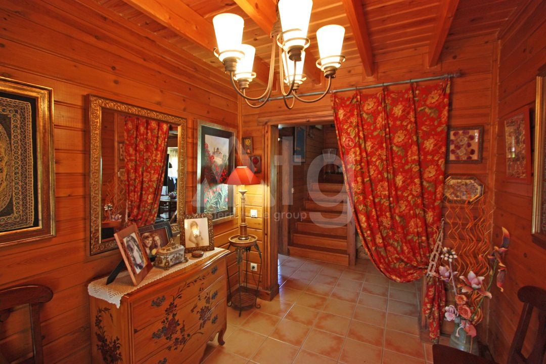 3 bedroom Villa in Orba - PGP70426 - Photo - 13
