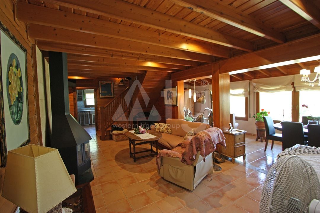 3 bedroom Villa in Orba - PGP70426 - Photo - 7