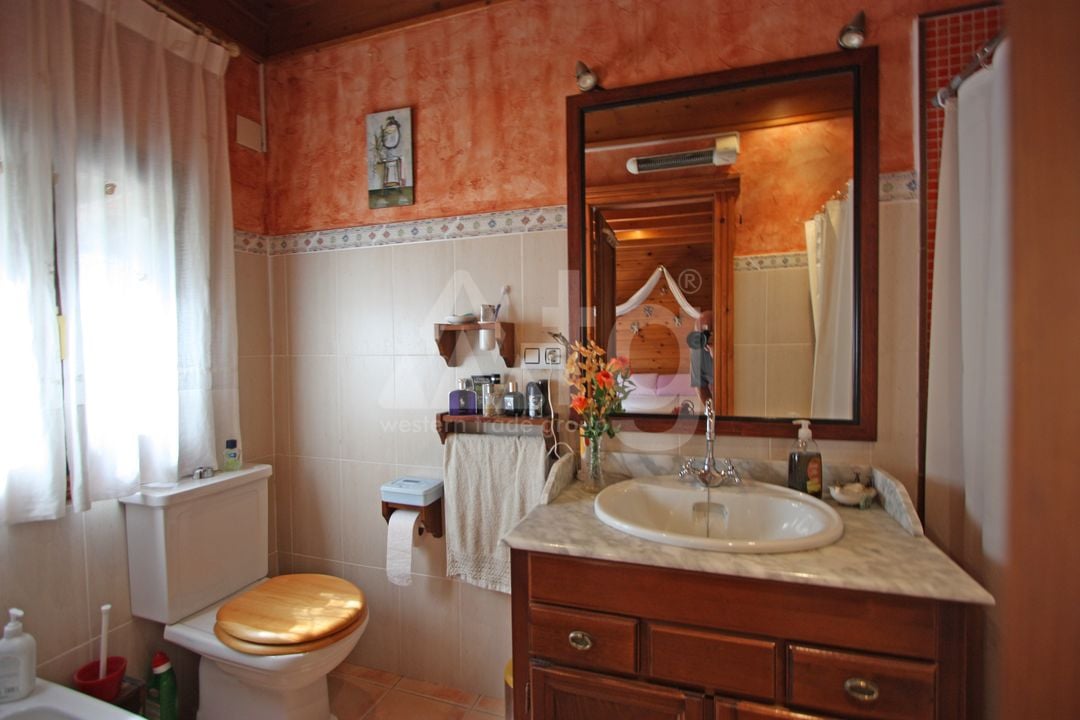 3 bedroom Villa in Orba - PGP70426 - Photo - 19