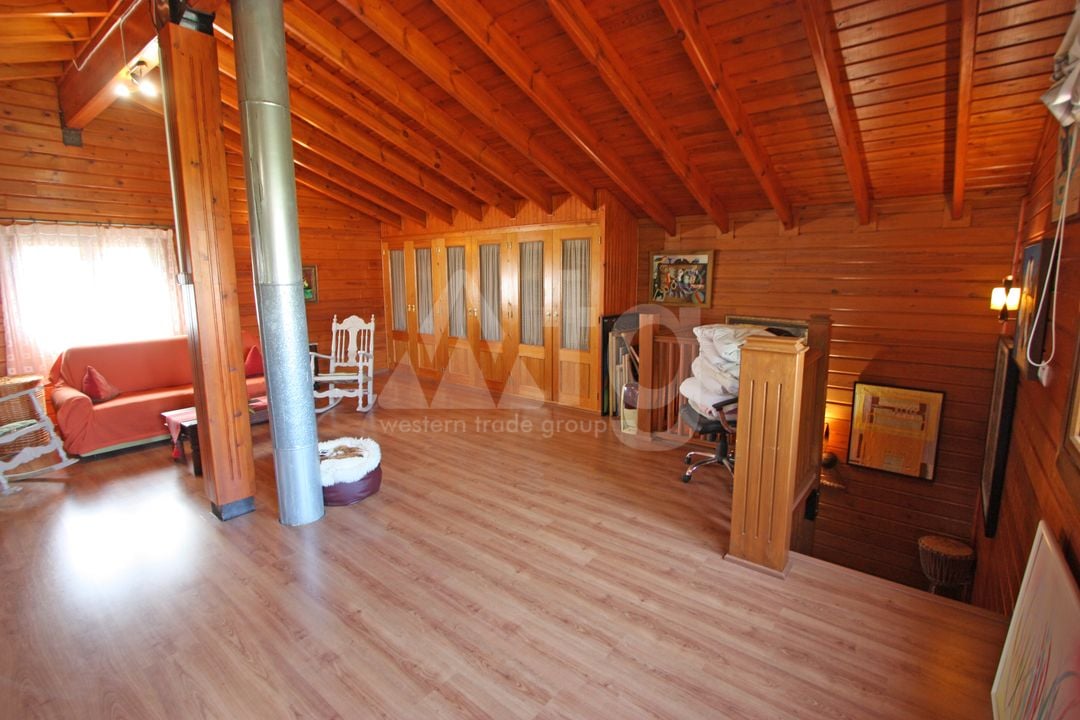 3 bedroom Villa in Orba - PGP70426 - Photo - 17