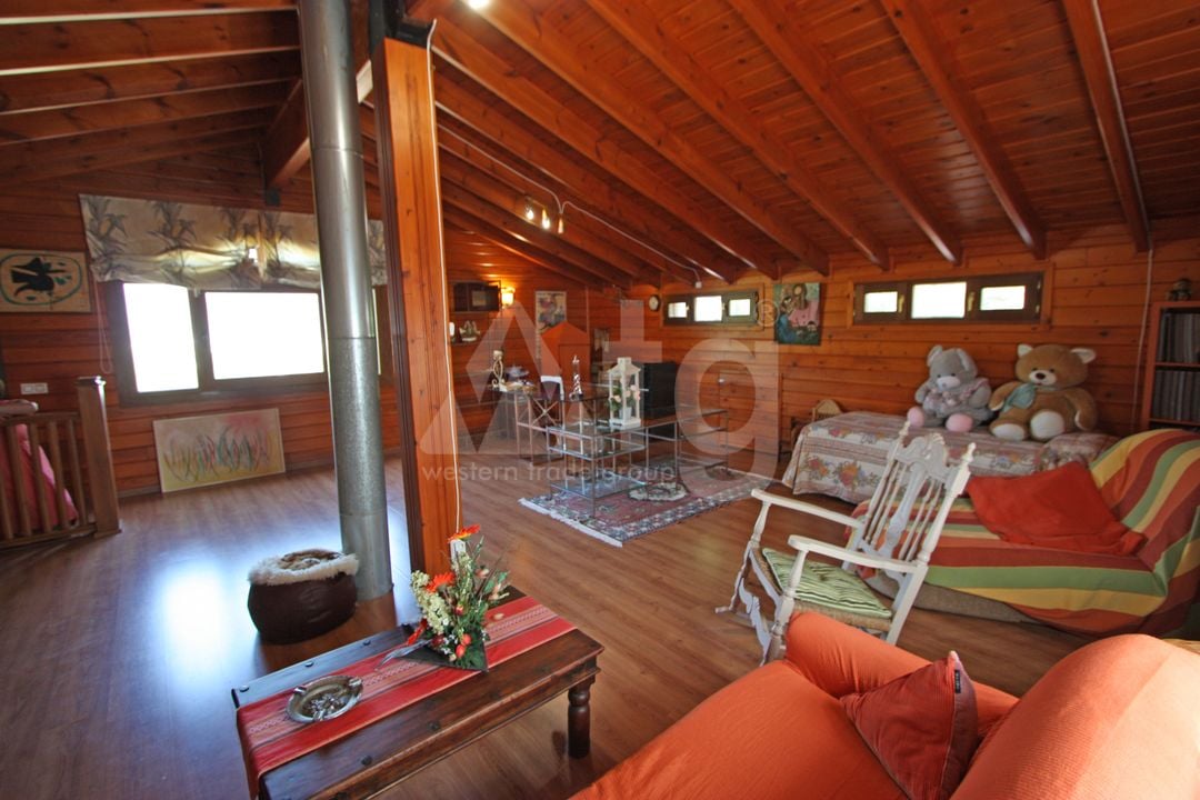 3 bedroom Villa in Orba - PGP70426 - Photo - 18