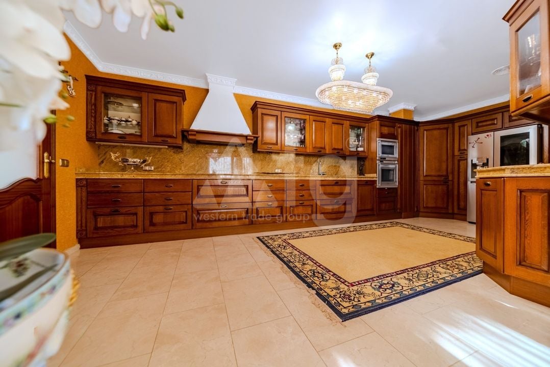 5 bedroom Villa in Altea Hills - LR70693 - Photo - 8