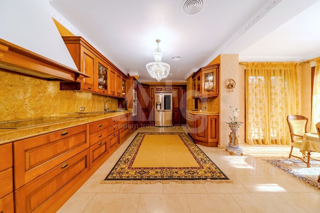 5 bedroom Villa in Altea Hills - LR70693 - Photo - 9