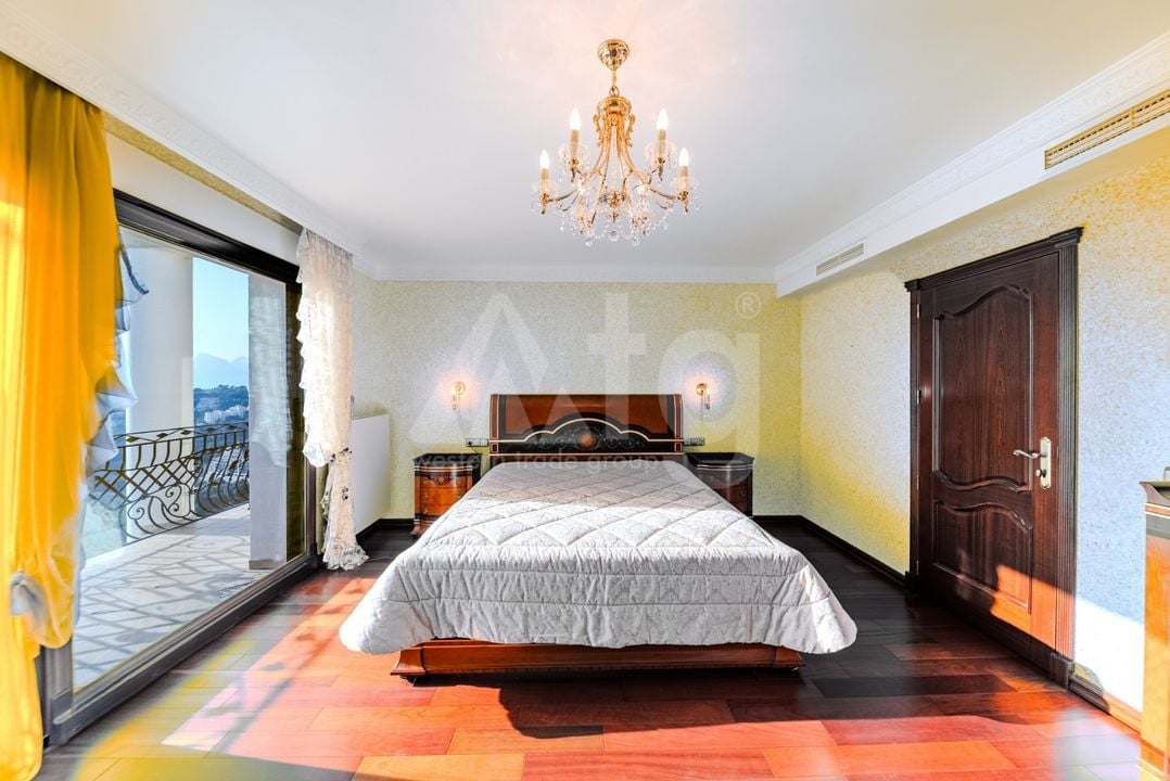 5 bedroom Villa in Altea Hills - LR70693 - Photo - 14