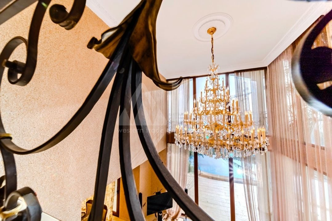 5 bedroom Villa in Altea Hills - LR70693 - Photo - 22