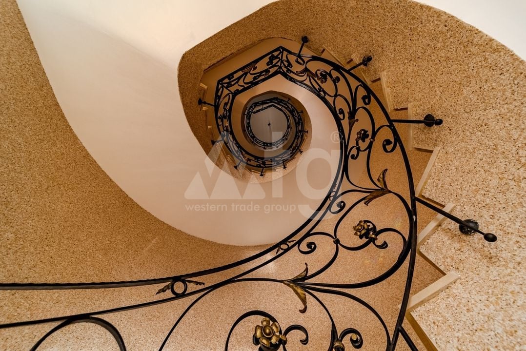 5 bedroom Villa in Altea Hills - LR70693 - Photo - 23