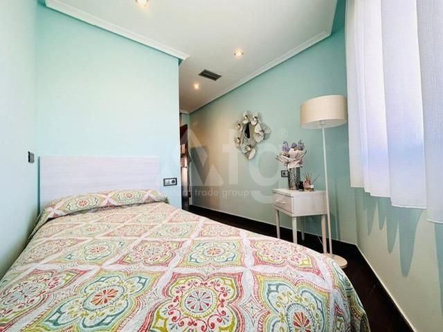 Penthouse de 3 chambres à Torrevieja - CT70999 - Photo - 18