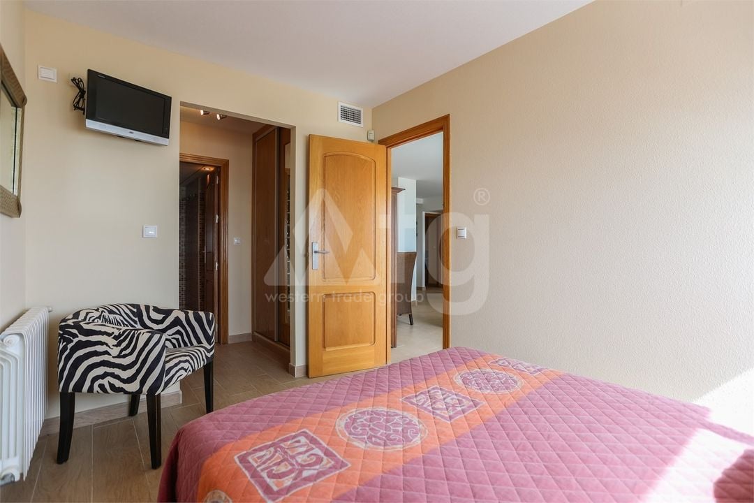 Appartement de 4 chambres à Torrevieja - LR71800 - Photo - 11