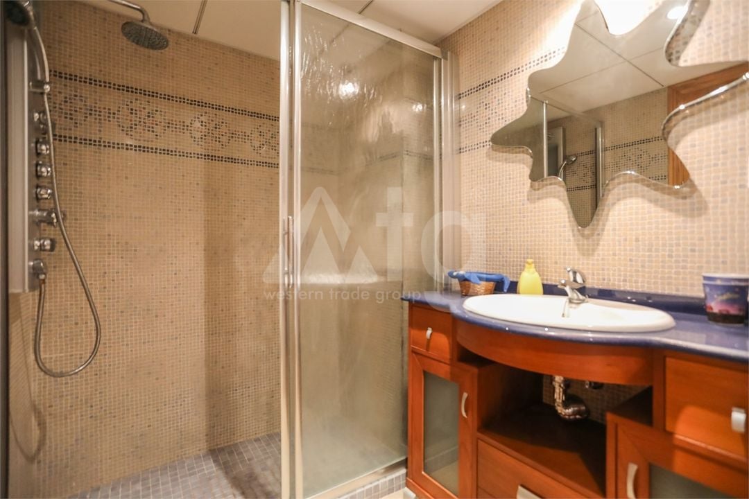 Appartement de 4 chambres à Torrevieja - LR71800 - Photo - 16
