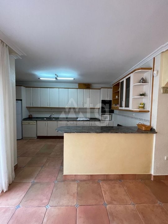 4 bedroom Villa in Torrevieja - LR73713 - Photo - 4