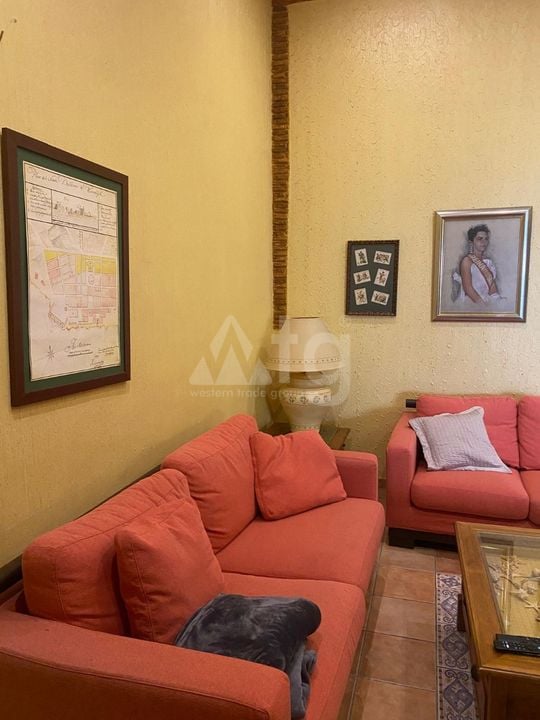 3 bedroom Townhouse in Torrevieja - LR73941 - Photo - 3