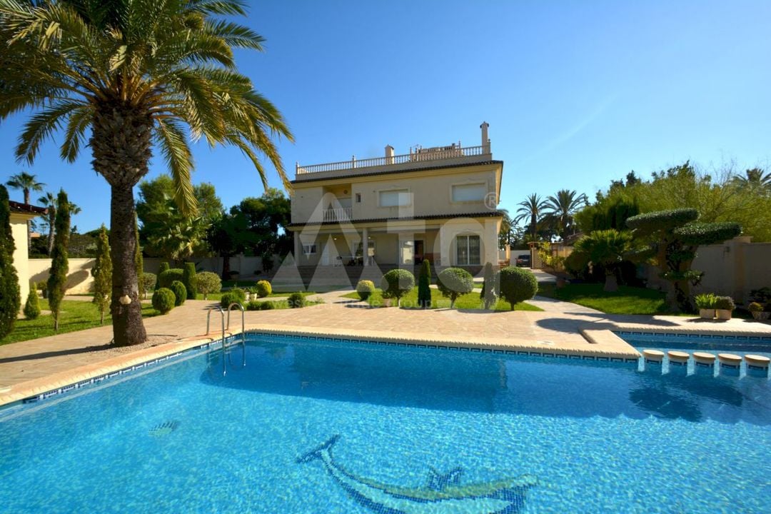 9 bedroom Villa in Cabo Roig - LCP74819 - Photo - 39