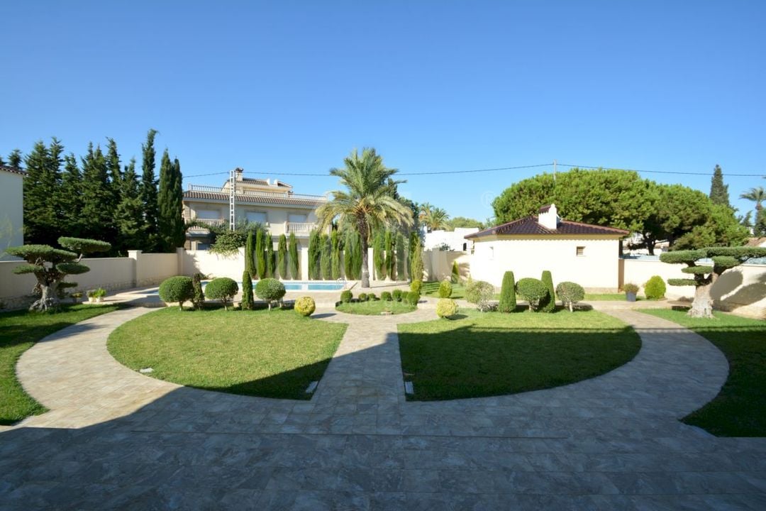 9 bedroom Villa in Cabo Roig - LCP74819 - Photo - 40