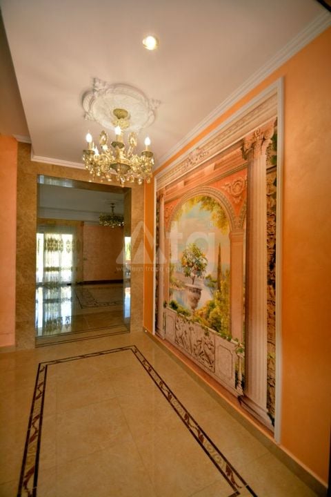 9 bedroom Villa in Cabo Roig - LCP74819 - Photo - 11