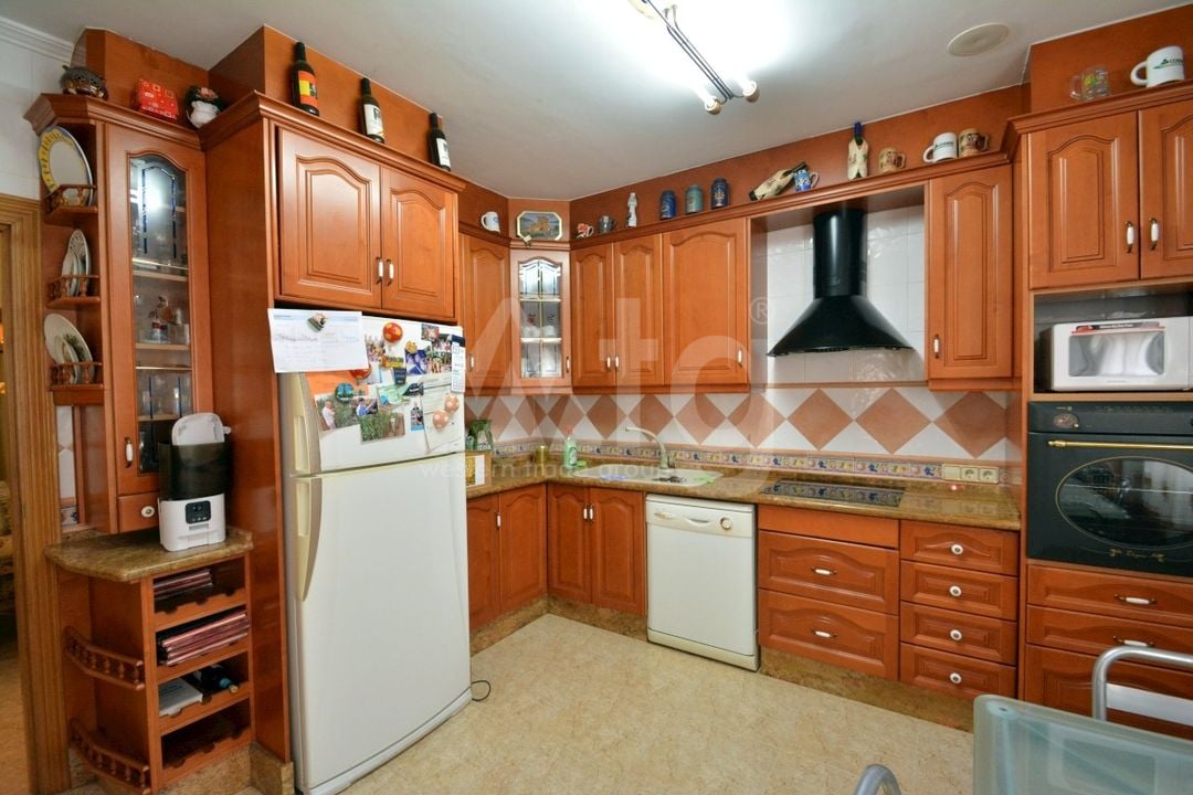 8 bedroom Villa in Guardamar del Segura - LCP74825 - Photo - 7