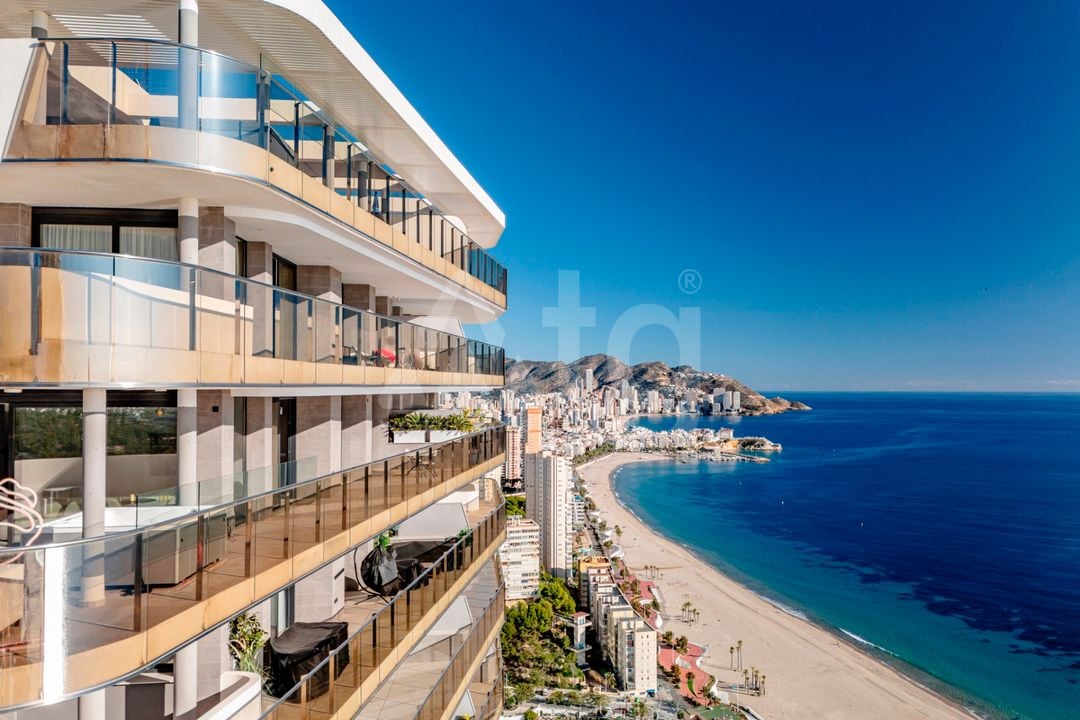 Apartamento de 3 habitaciones en Benidorm - CBB75105 - Foto - 1