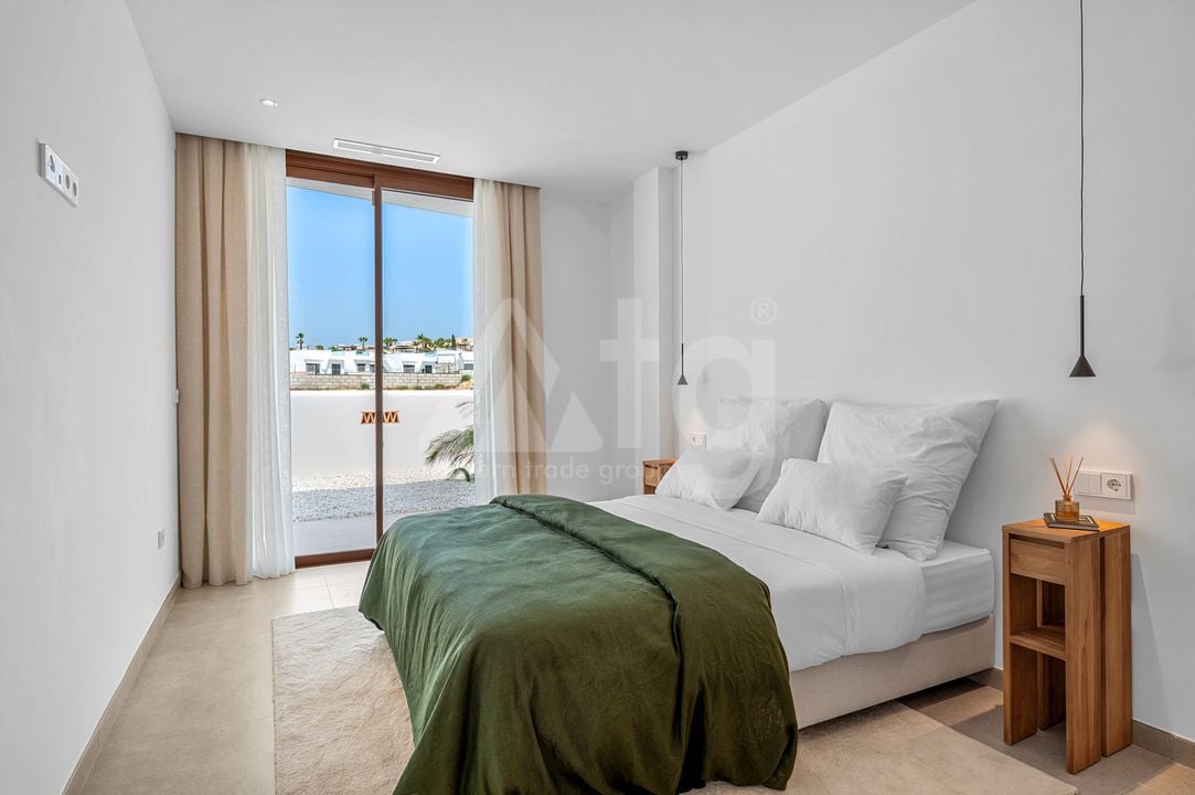 4 bedroom Villa in Algorfa - LAI142321 - Photo - 17