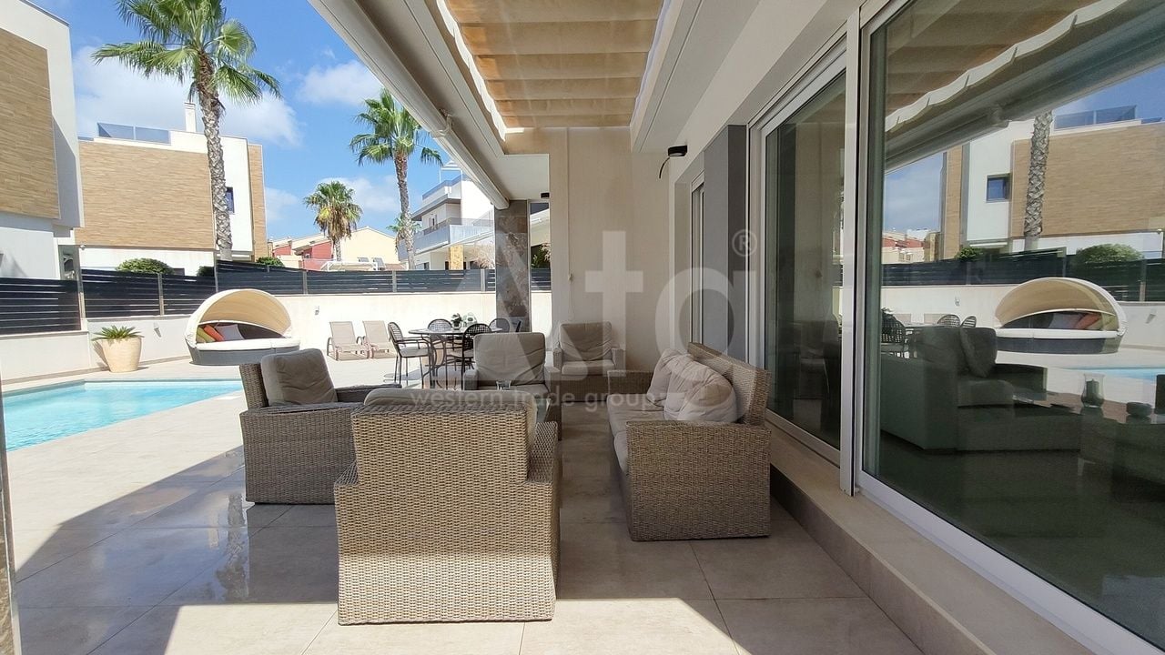 3 bedroom Villa in La Mata - CAA76541 - Photo - 24