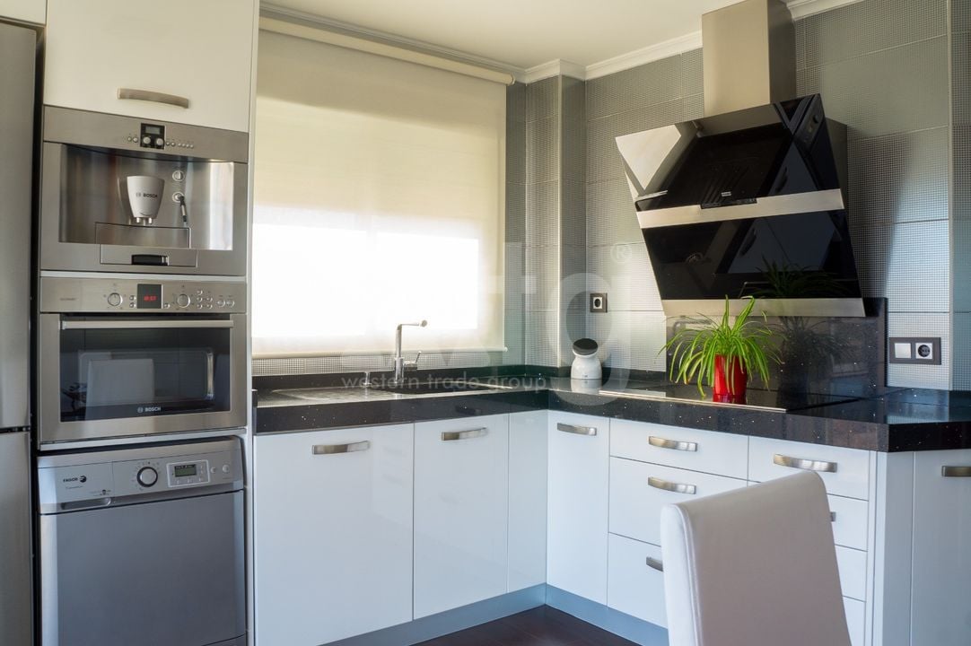 Casă Duplex cu 3 dormitoare în Torrevieja - NSP77256 - Imagini - 10