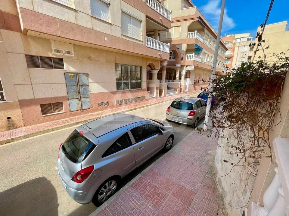 Apartament cu 2 dormitoare în La Mata - NSP77299 - Imagini - 8