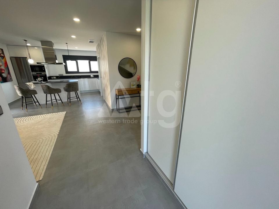 Villa de 5 chambres à Torrevieja - NSP77309 - Photo - 2
