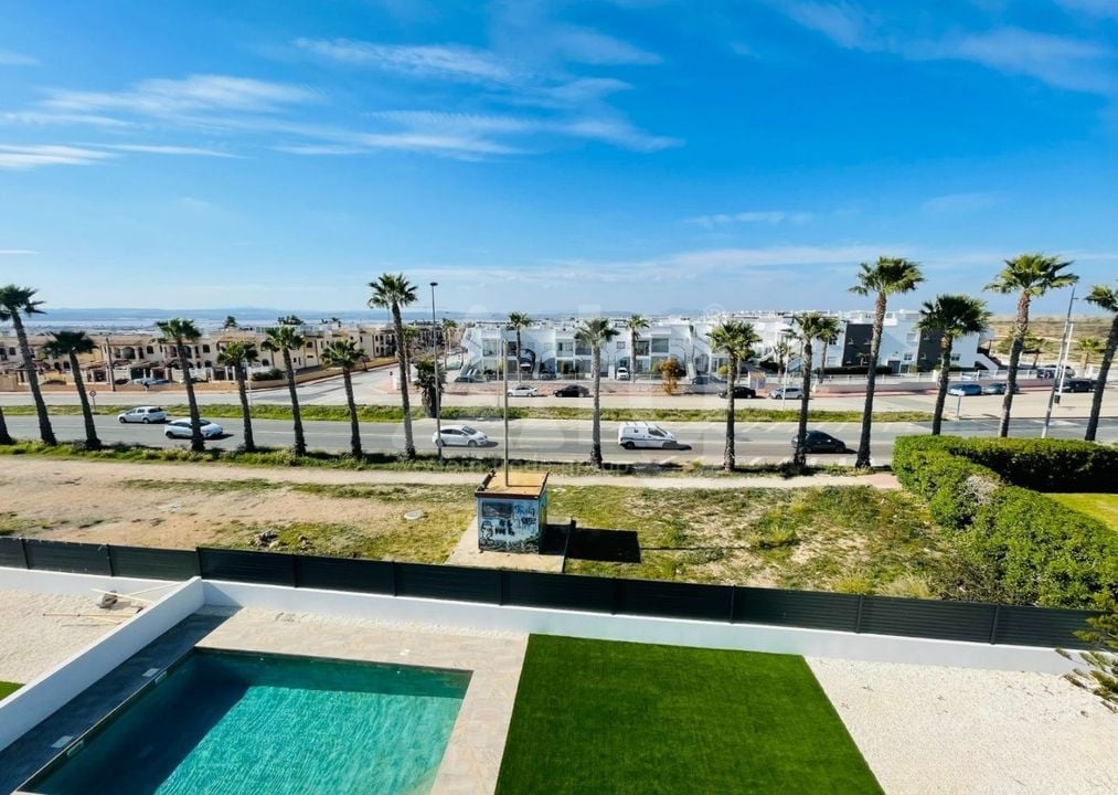 Villa de 5 chambres à Torrevieja - NSP77309 - Photo - 33