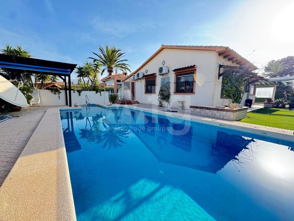 3 bedroom Villa in Cabo Roig - DP77462 - Photo - 1
