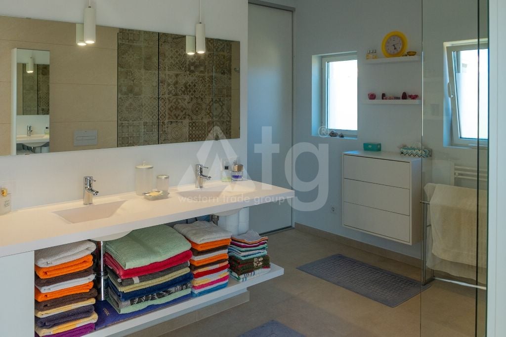 4 bedroom Villa in Calpe - CEL113907 - Photo - 28