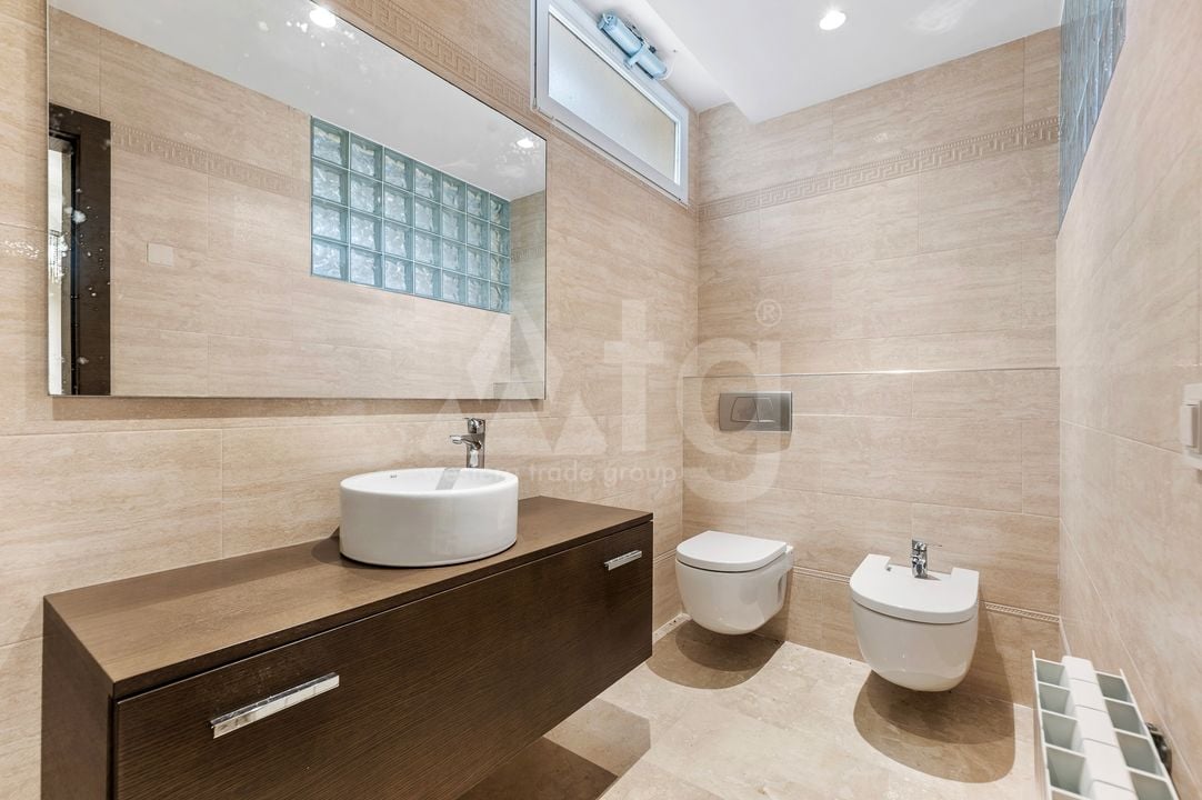 5 bedroom Villa in Alfaz del Pi - CGN81334 - Photo - 23