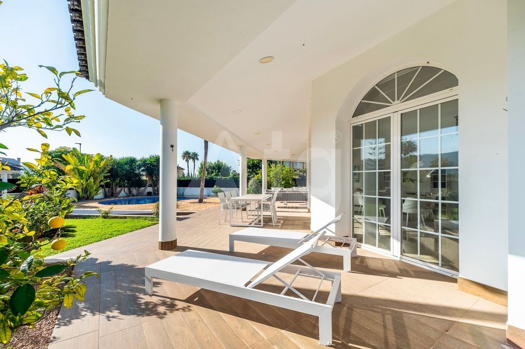 5 bedroom Villa in Alfaz del Pi - CGN81334 - Photo - 4