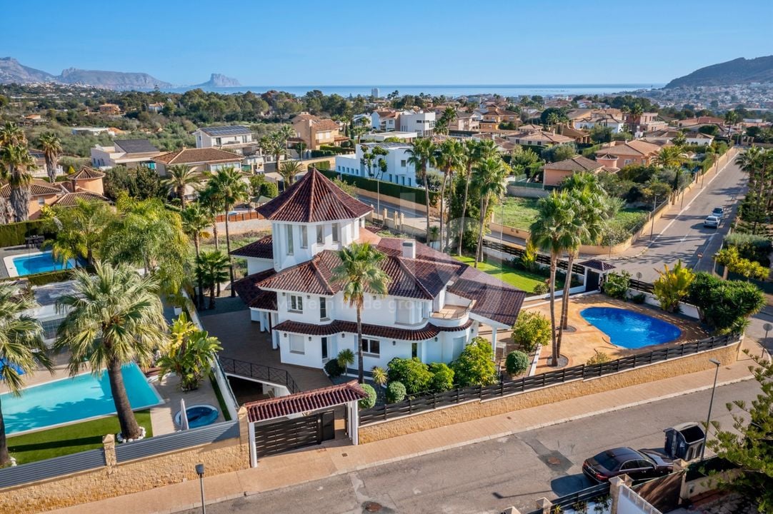 5 bedroom Villa in Alfaz del Pi - CGN81334 - Photo - 34