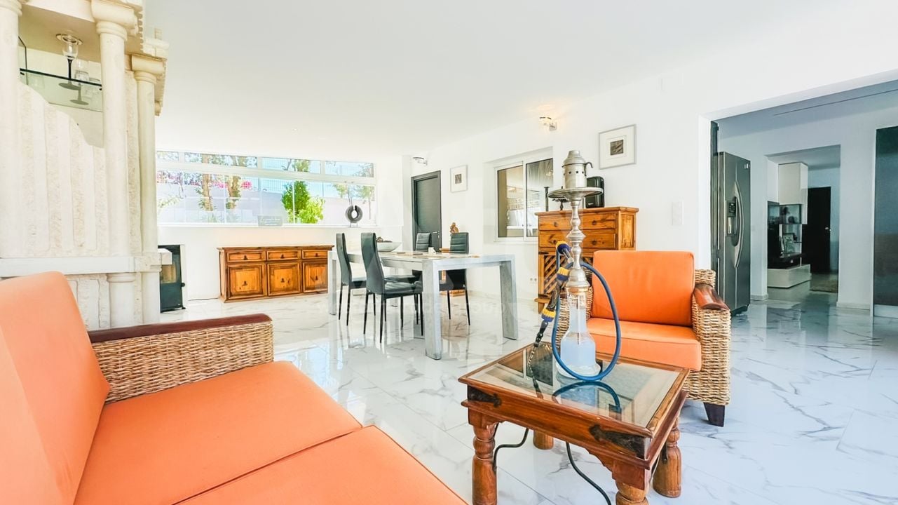3 bedroom Villa in La Nucia - CGN81361 - Photo - 4