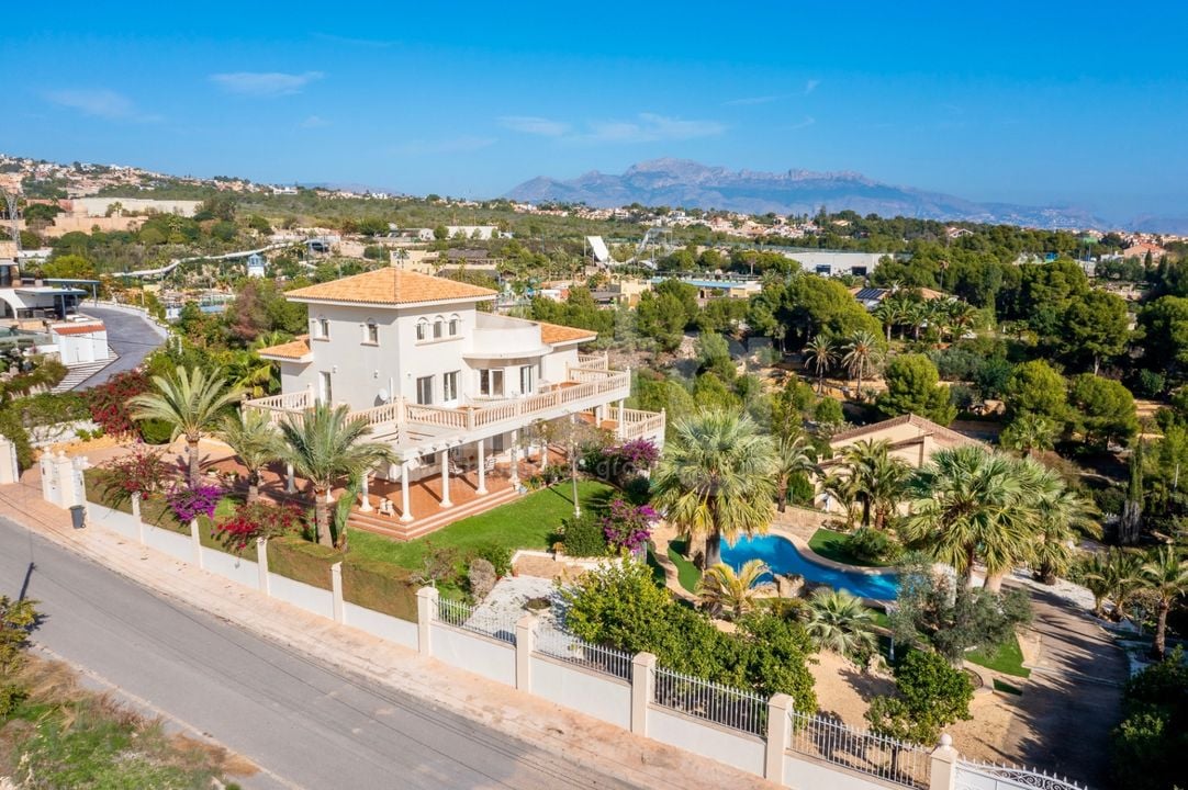 7 bedroom Villa in Benidorm - CGN81388 - Photo - 36