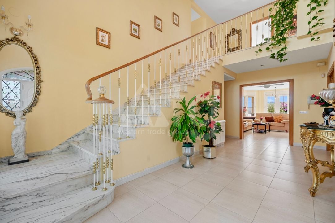 7 bedroom Villa in Benidorm - CGN81388 - Photo - 7