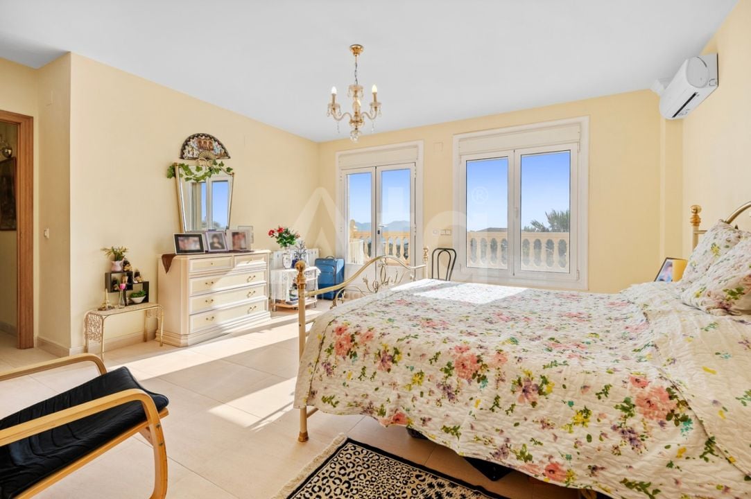 7 bedroom Villa in Benidorm - CGN81388 - Photo - 10