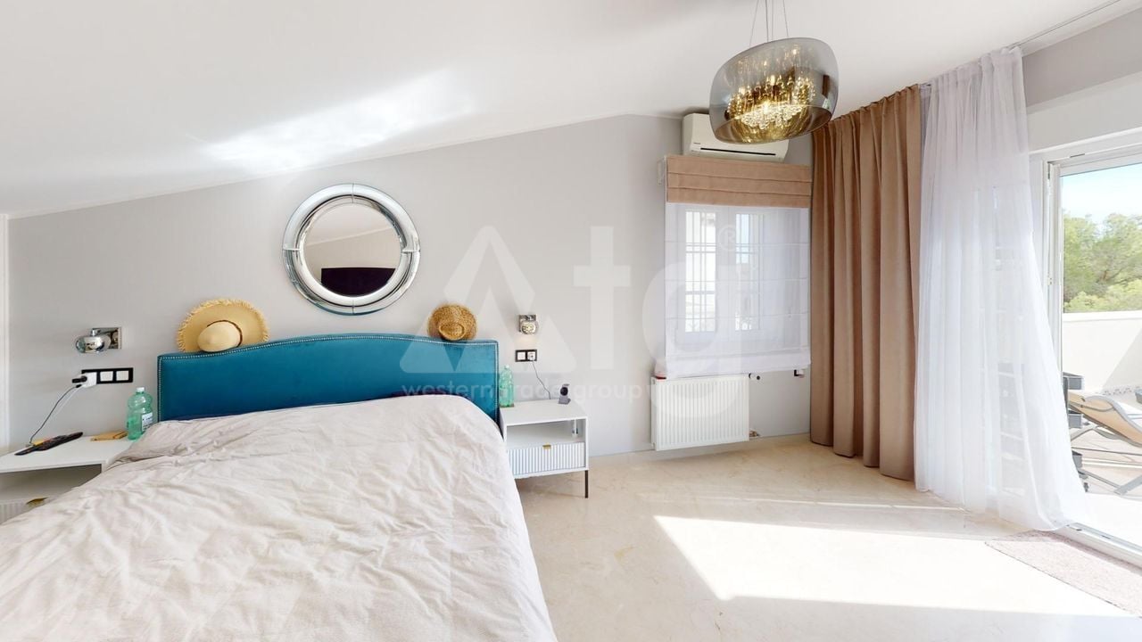 3 bedroom Villa in Las Ramblas - SHL81702 - Photo - 17