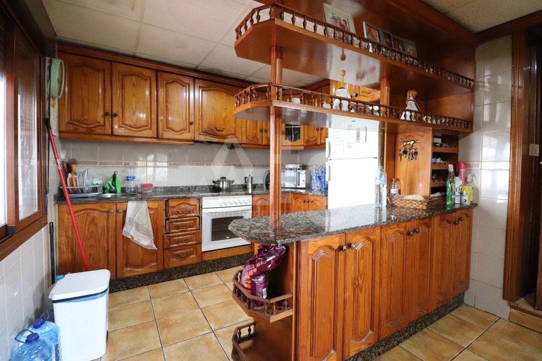 5 bedroom Villa in Almoradí - VRE82050 - Photo - 9