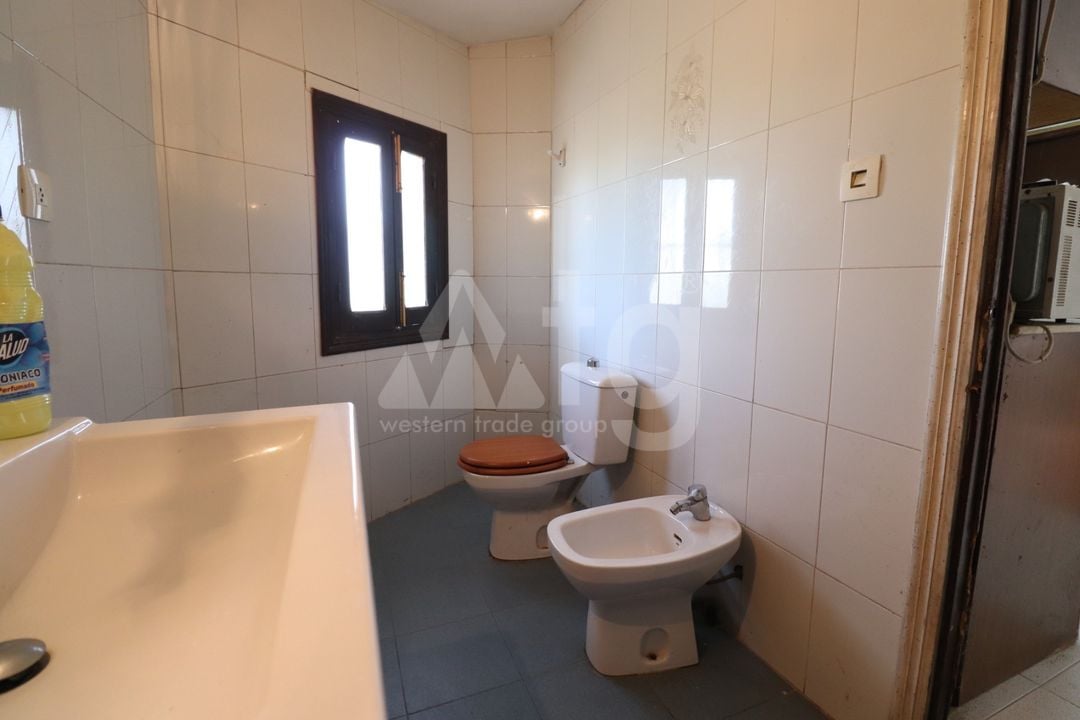 5 bedroom Villa in Almoradí - VRE82050 - Photo - 16