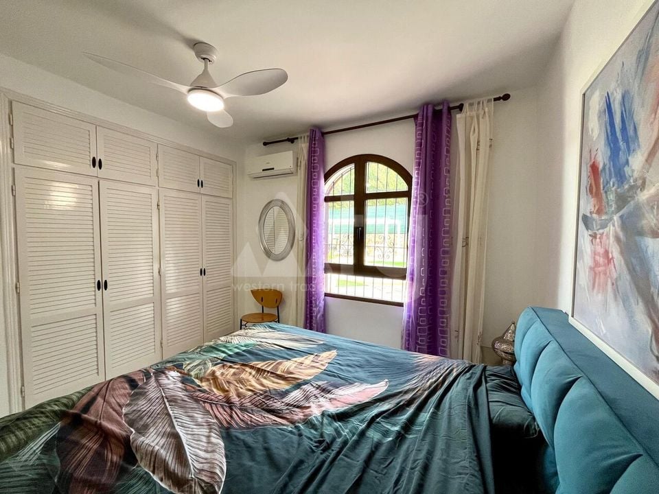 Villa de 4 chambres à Villamartin - SMS82111 - Photo - 23