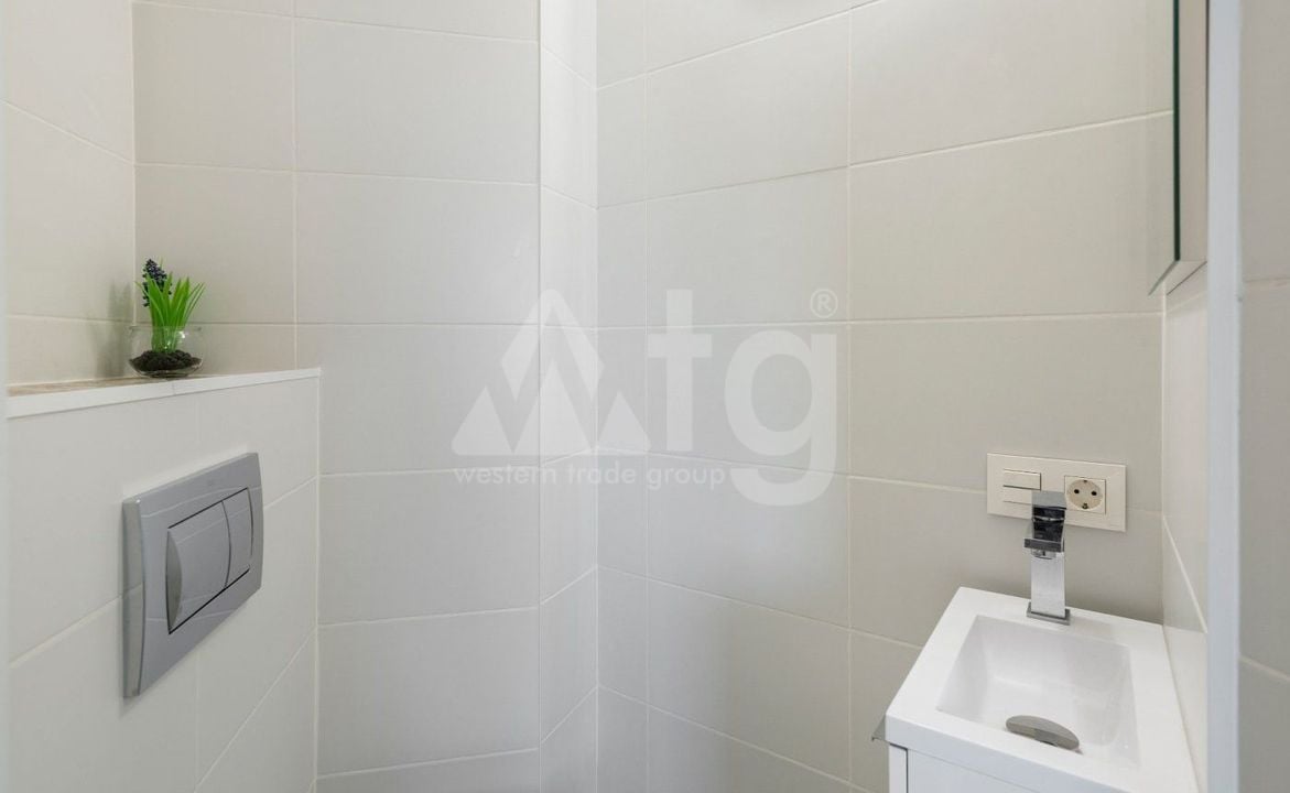 2 bedroom Penthouse in Rojales - AG82530 - Photo - 24