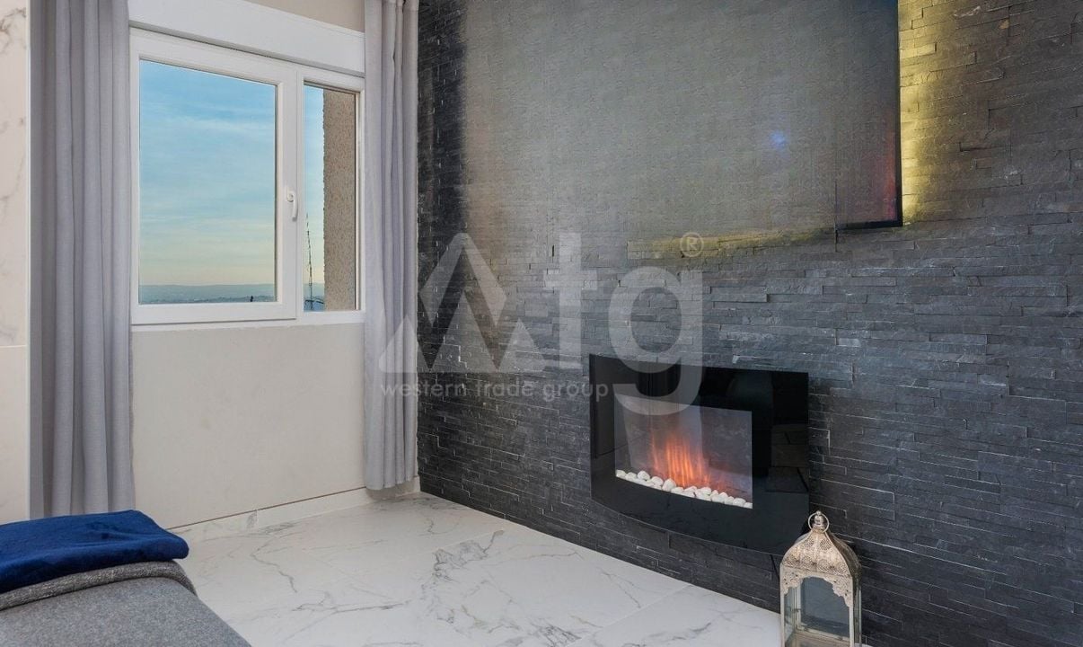2 bedroom Penthouse in Rojales - AG82530 - Photo - 4