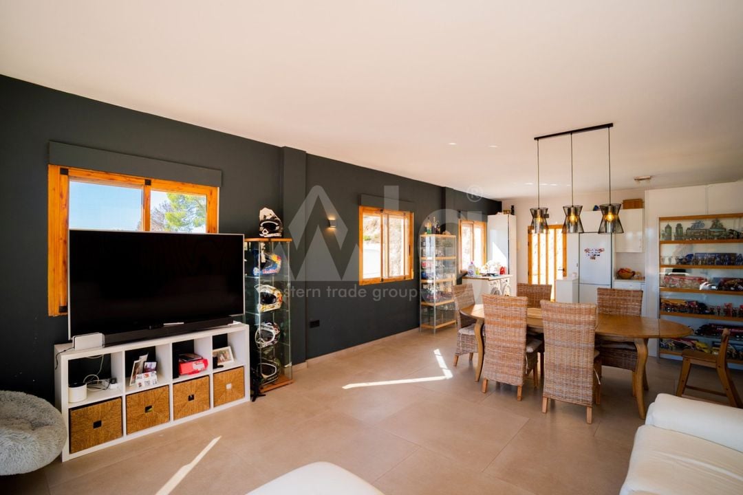 Villa de 5 habitaciones en Fortuna - AJS119303 - Foto - 12