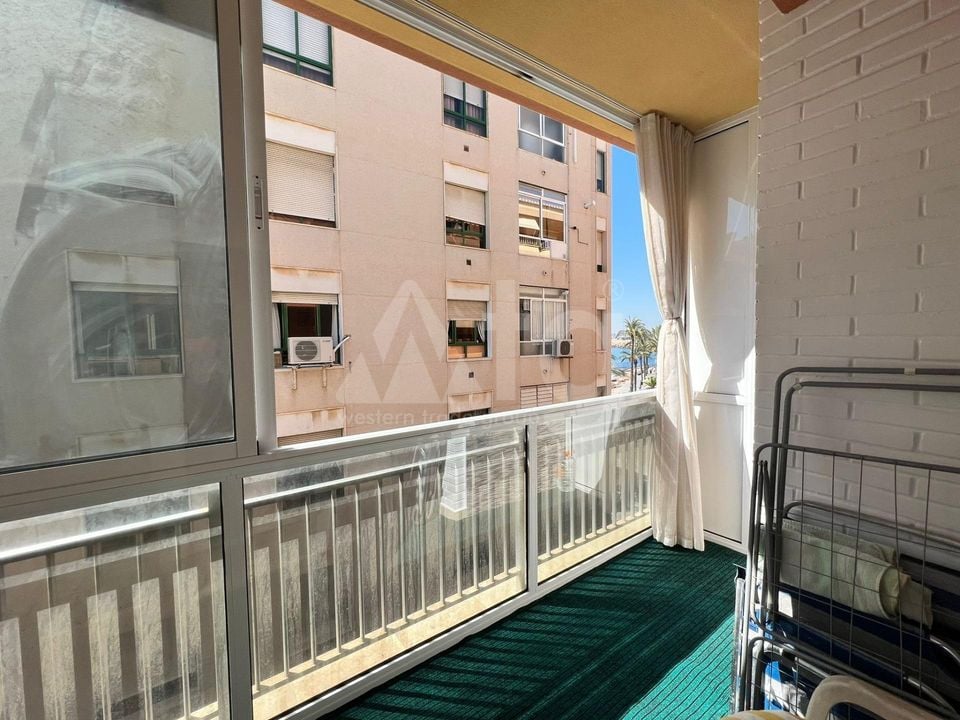 Appartement de 4 chambres à Torrevieja - SV82972 - Photo - 23